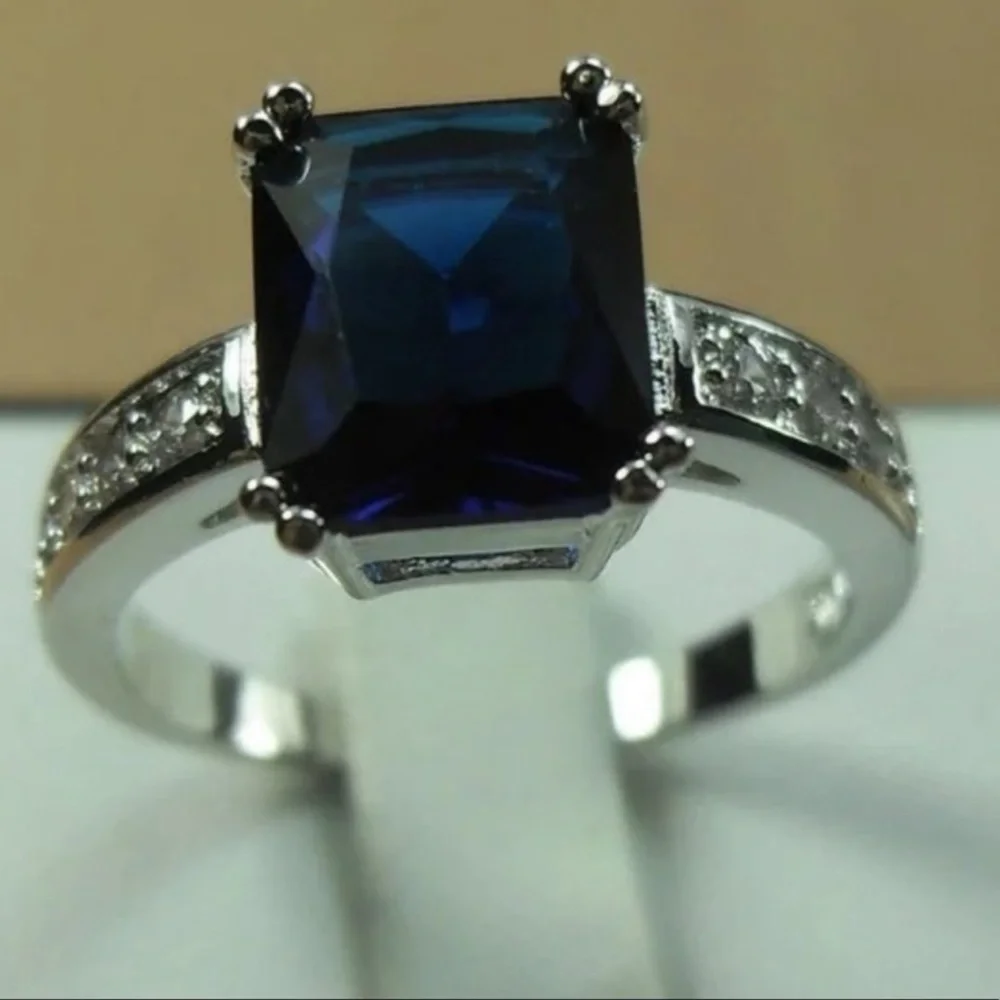 New Natural 3.58CT London Blue Topaz 8 Diamond 14K White Gold Hallmarked Ring
